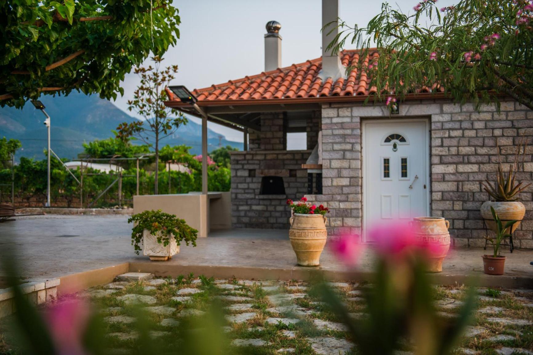 קיפריסיה Terra Helios Suites & Studios מראה חיצוני תמונה